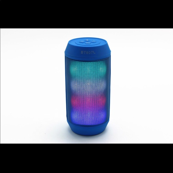 LED Color Changing Speaker - Picture 3 of 4